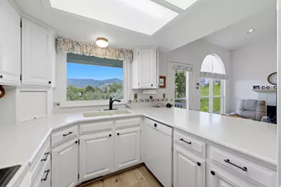 3766 S Cardiff Cir E, Bountiful, UT 84010 - Photo 11