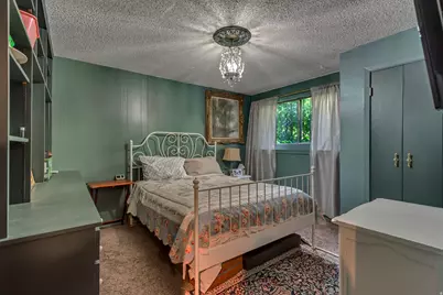 638 N Sir Philip Dr W, Salt Lake City, UT 84116 - Photo 25