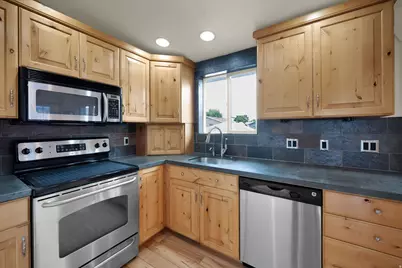 2839 W 7550 S, West Jordan, UT 84084 - Photo 19