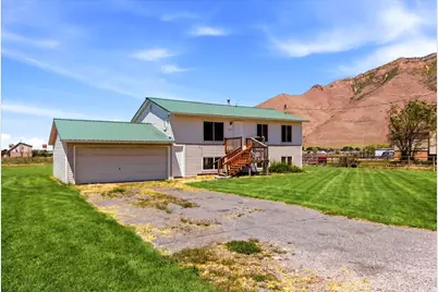1613 E Sunset S, Lake Point, UT 84074 - Photo 3