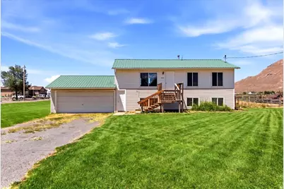 1613 E Sunset S, Lake Point, UT 84074 - Photo 1