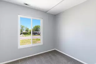 1613 E Sunset S, Lake Point, UT 84074 - Photo 17