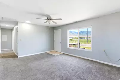 1613 E Sunset S, Lake Point, UT 84074 - Photo 5