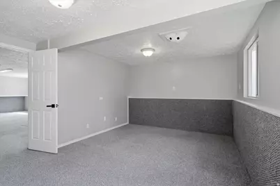 1142 E 1350 S, Clearfield, UT 84015 - Photo 17