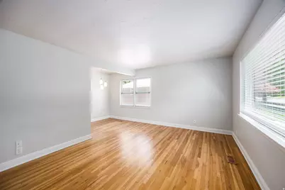 2089 E Crystal Ave, Salt Lake City, UT 84109 - Photo 7