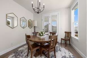 1023 S Candlelight Dr, Saratoga Springs, UT 84045 - Photo 27