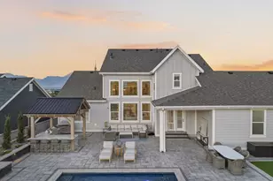 1023 S Candlelight Dr, Saratoga Springs, UT 84045 - Photo 7
