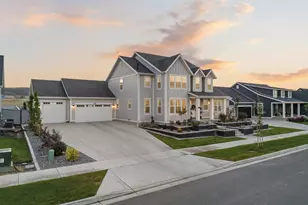 1023 S Candlelight Dr, Saratoga Springs, UT 84045 - Photo 3