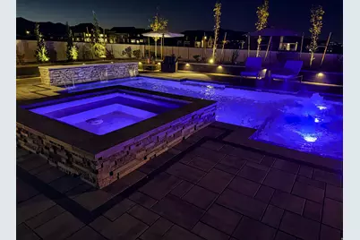 1023 S Candlelight Dr, Saratoga Springs, UT 84045 - Photo 5
