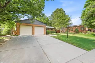 2039 E Kensington Ave, Salt Lake City, UT 84108 - Photo 3