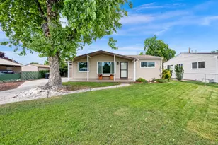395 E 6270 S, Murray, UT 84107 - Photo 1