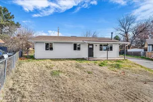 170 W Warm Springs Cir, Washington, UT 84780 - Photo 3