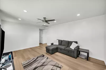 170 W Warm Springs Cir, Washington, UT 84780 - Photo 5