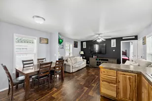 881 W Mt Nebo Dr, Taylorsville, UT 84123 - Photo 9