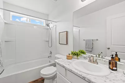 1812 W Parkview Dr S, Syracuse, UT 84075 - Photo 29