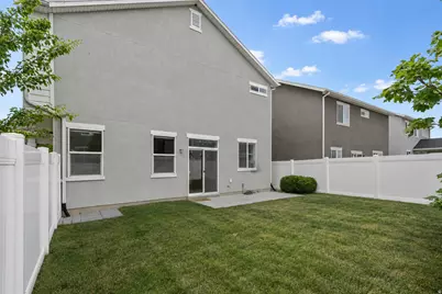 1812 W Parkview Dr S, Syracuse, UT 84075 - Photo 33