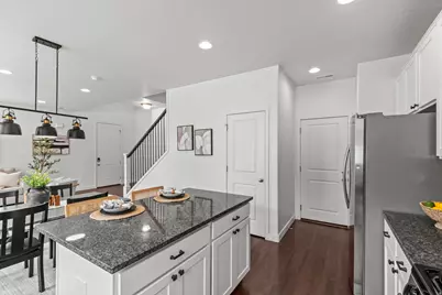1812 W Parkview Dr S, Syracuse, UT 84075 - Photo 15