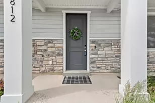 1812 W Parkview Dr S, Syracuse, UT 84075 - Photo 3