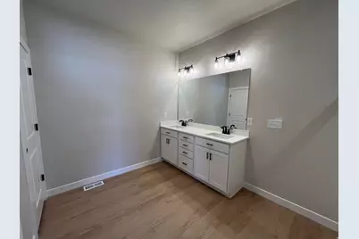4674 N Oktoberfest Way #625, Eagle Mountain, UT 84005 - Photo 5