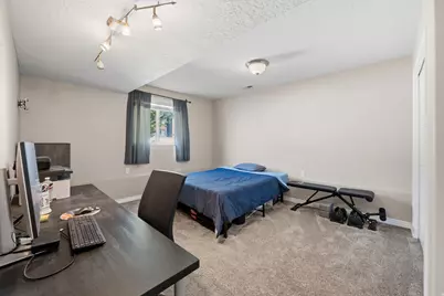 2061 E 7550 S, South Weber, UT 84405 - Photo 15