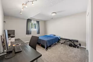 2061 E 7550 S, South Weber, UT 84405 - Photo 15