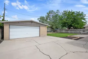 3253 S Maple Way, West Valley, UT 84119 - Photo 25