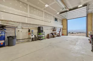 16418 N Beaver Dam Dr, Collinston, UT 84306 - Photo 25