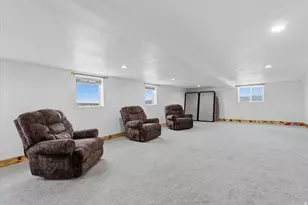 16418 N Beaver Dam Dr, Collinston, UT 84306 - Photo 17