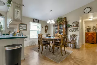 8808 S Cambridge Cir W, Sandy, UT 84070 - Photo 5