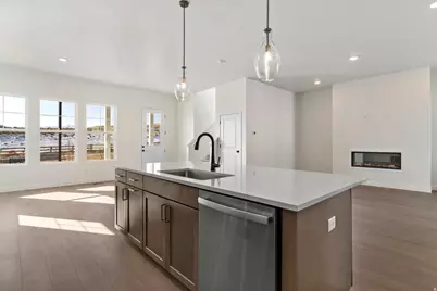 7042 W Terraine Rd, West Jordan, UT 84081 - Photo 17
