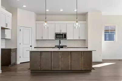 7042 W Terraine Rd, West Jordan, UT 84081 - Photo 7