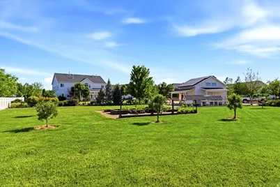 1776 Heritage Ranch Dr, Farr West, UT 84404 - Photo 49