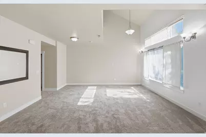 8947 S Heights Dr E, Sandy, UT 84094 - Photo 7