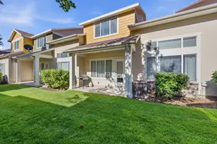 8947 S Heights Dr E, Sandy, UT 84094 - Photo 15