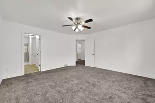8947 S Heights Dr E, Sandy, UT 84094 - Photo 9