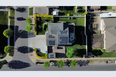 2568 S Palomino Dr W, Saratoga Springs, UT 84045 - Photo 37