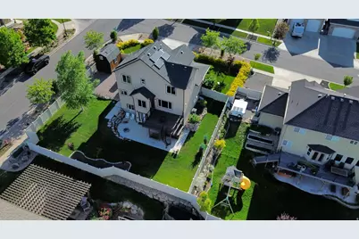 2568 S Palomino Dr W, Saratoga Springs, UT 84045 - Photo 35