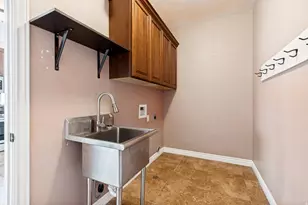 2568 S Palomino Dr W, Saratoga Springs, UT 84045 - Photo 29