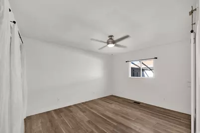 951 E South Fork Cir S, Sandy, UT 84094 - Photo 11
