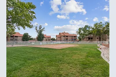 860 S Village Rd #D-11, Saint George, UT 84770 - Photo 17