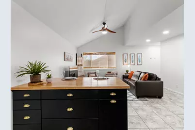 860 S Village Rd #D-11, Saint George, UT 84770 - Photo 9