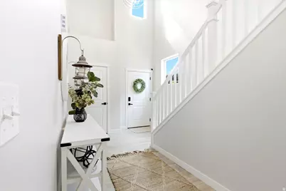 12212 S Croyden Ln, Herriman, UT 84096 - Photo 3