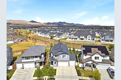 12212 S Croyden Ln, Herriman, UT 84096 - Photo 31