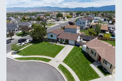 3689 S Lasso Loop Cir, Magna, UT 84044 - Photo 21
