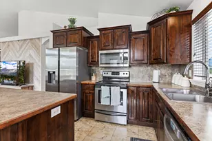 242 N 3600 W, Layton, UT 84041 - Photo 7