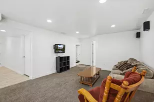242 N 3600 W, Layton, UT 84041 - Photo 27