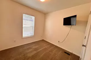 1050 W 5100 S, Riverdale, UT 84405 - Photo 7
