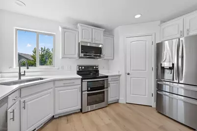 1092 S 2095 W, Lehi, UT 84043 - Photo 17