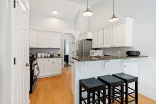 1039 E Wyndom Way N, Layton, UT 84040 - Photo 7