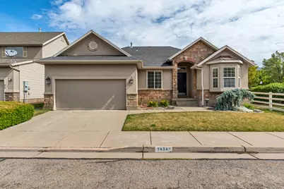 1039 E Wyndom Way N, Layton, UT 84040 - Photo 1
